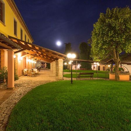 Corte Dei Tini Villa Vomano Екстер'єр фото