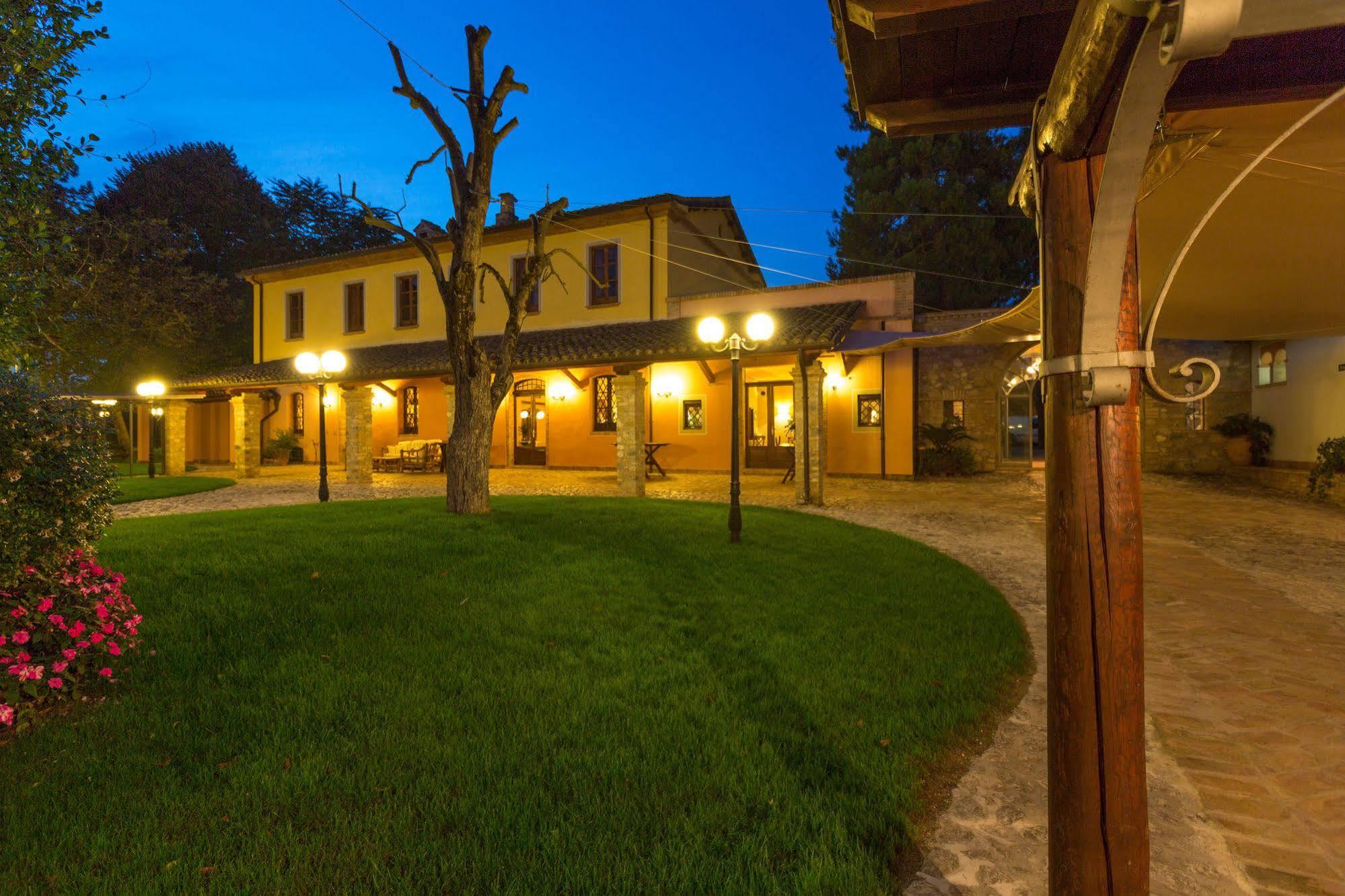 Corte Dei Tini Villa Vomano Екстер'єр фото