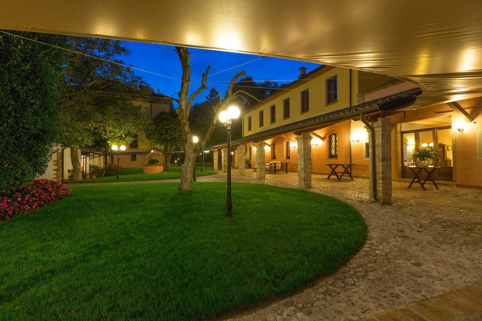 Corte Dei Tini Villa Vomano Екстер'єр фото