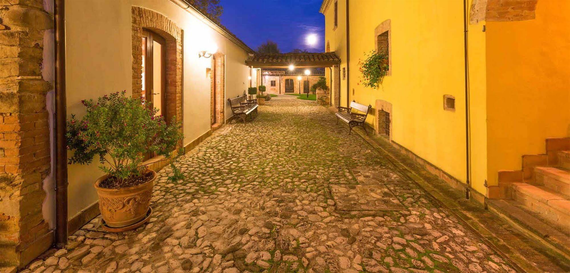 Corte Dei Tini Villa Vomano Екстер'єр фото