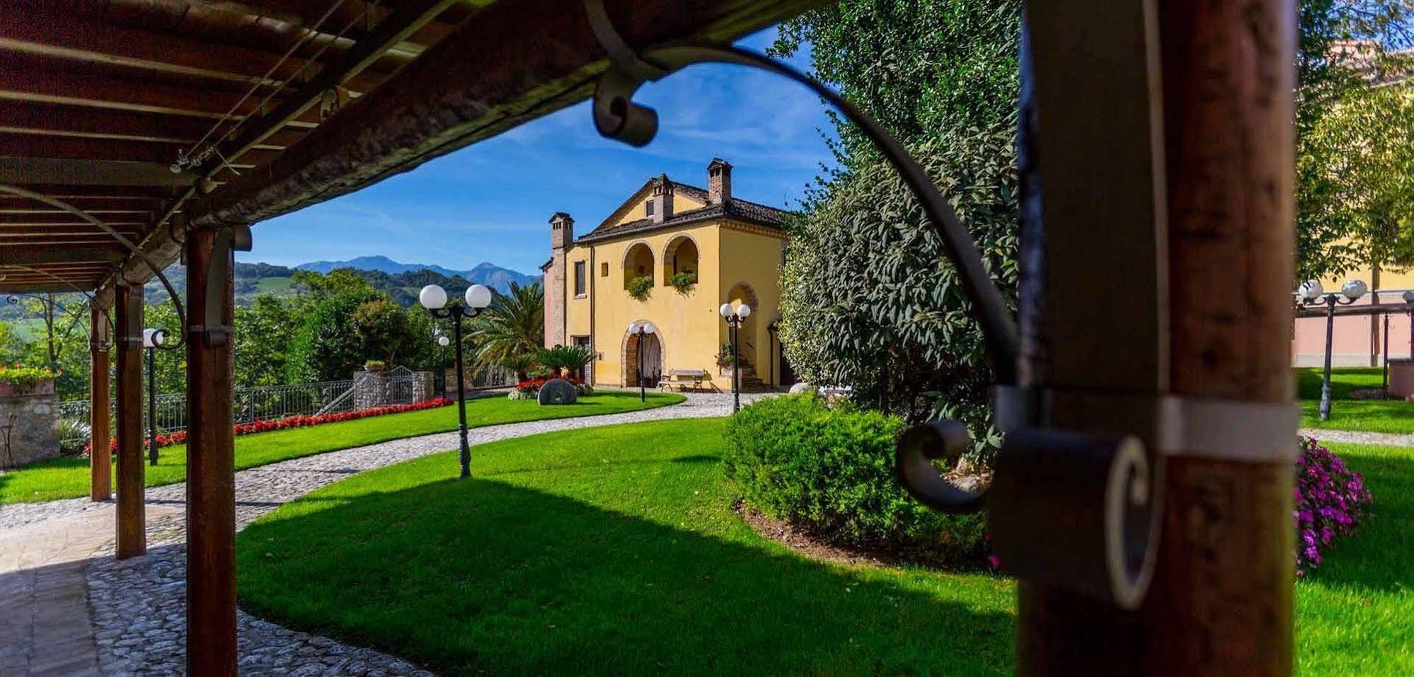 Corte Dei Tini Villa Vomano Екстер'єр фото