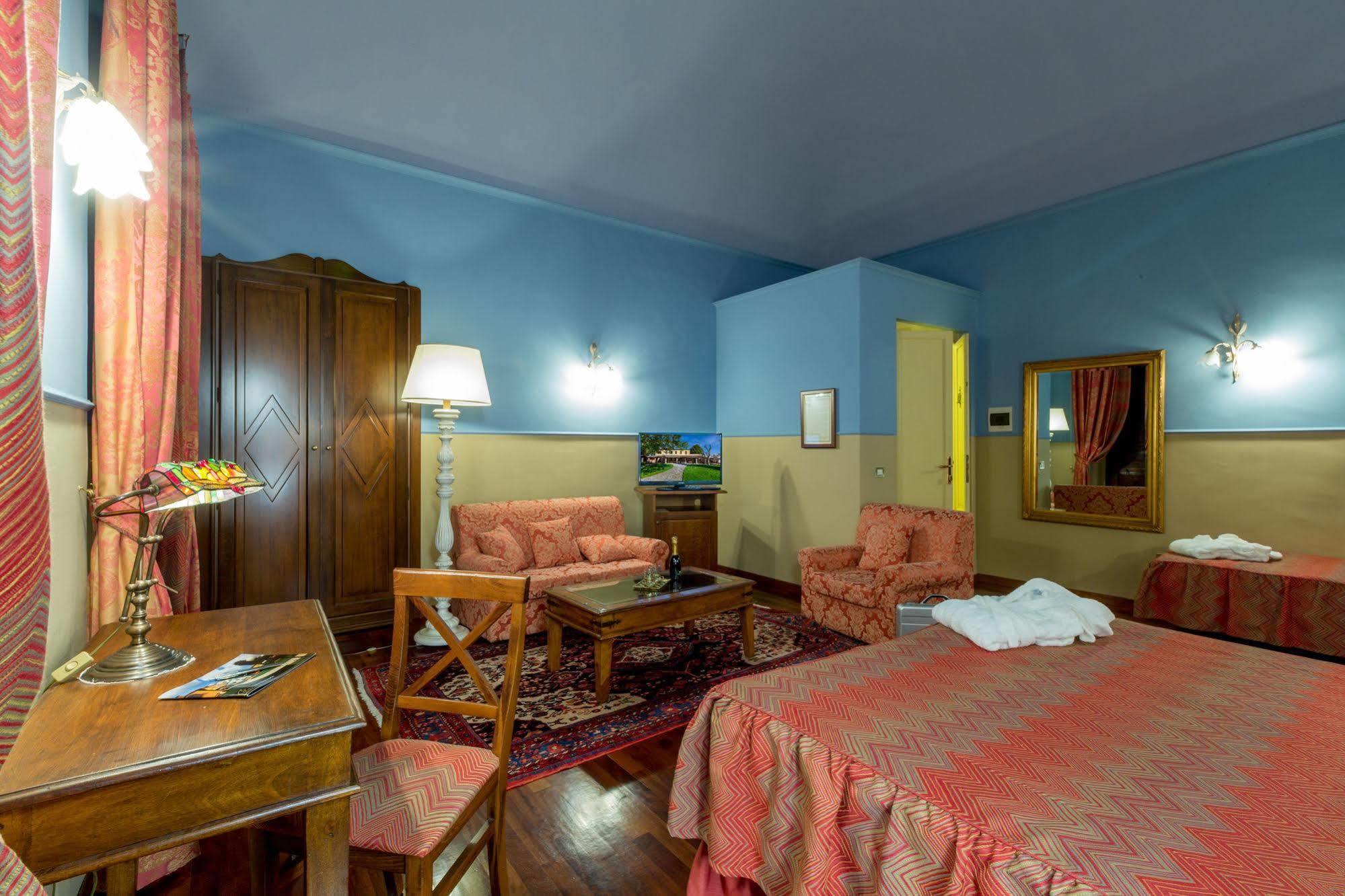 Corte Dei Tini Villa Vomano Екстер'єр фото
